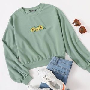 Sunflower embroidered pullover